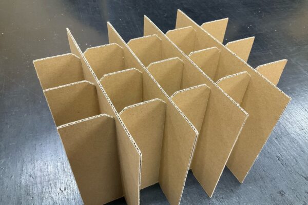 新入社員コラム③‐組仕切りの底力‐｜段ボール 包装設計マイスター